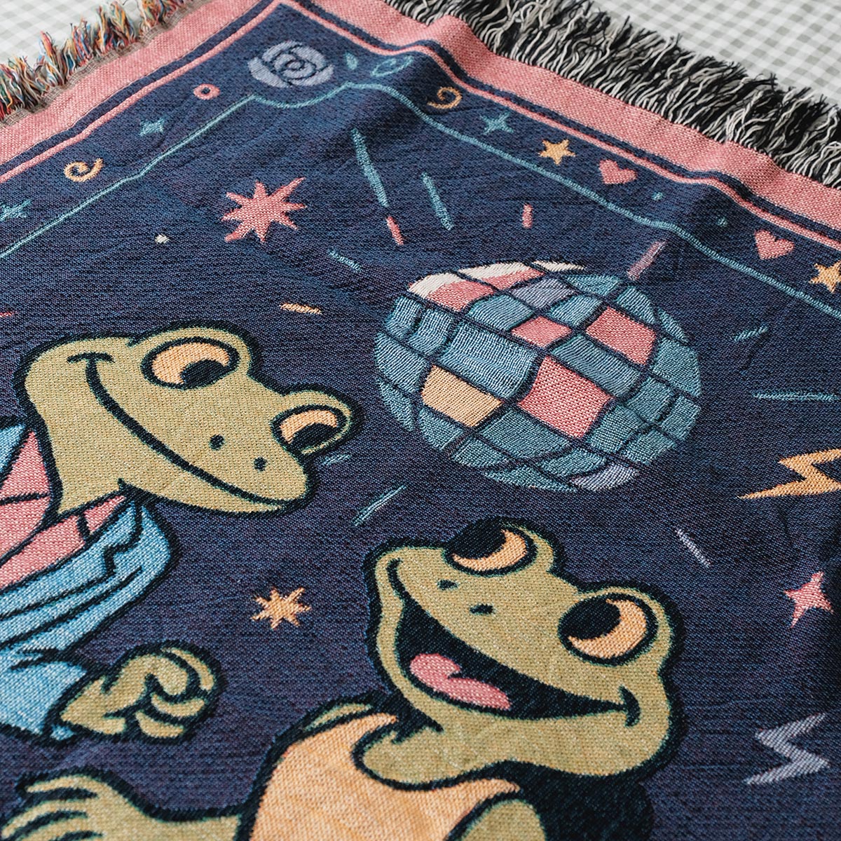 Personalized Dancing Frogs Couple Blanket