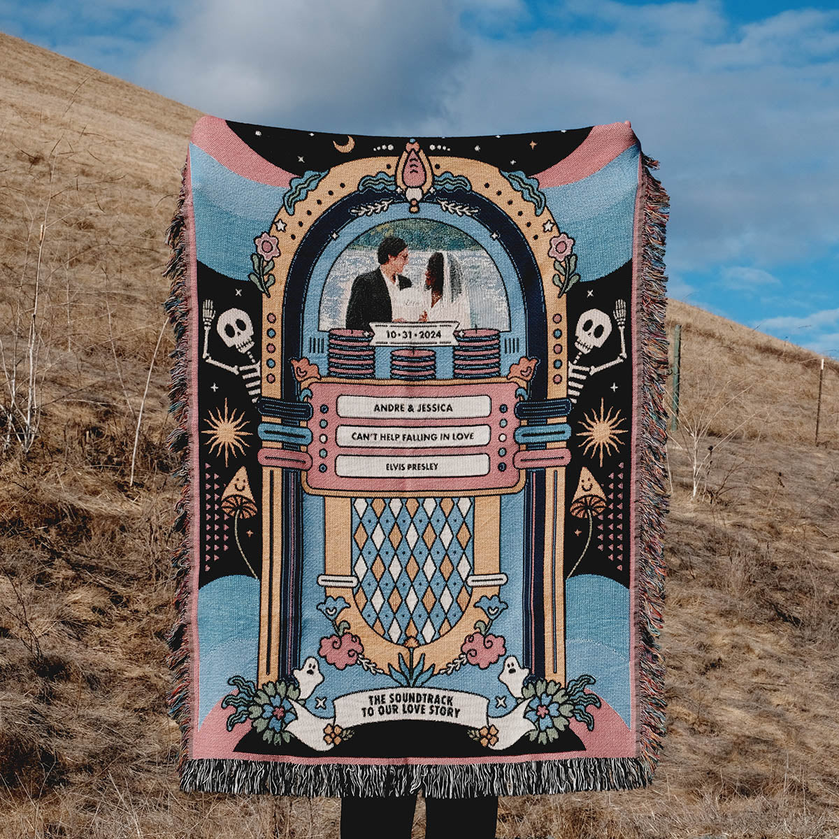 Personalized Jukebox Couple Woven Blanket with Photo & Song
