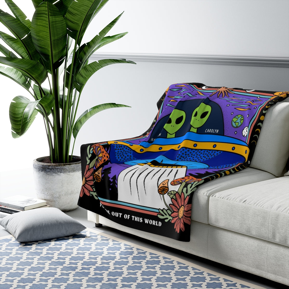 Personalized Couple Alien Fleece Throw Blanket - Home Decor - Personalized Gifts for Couples, Custom Birthday Gifts, Custom Anniversary Gifts | Relatable Basic