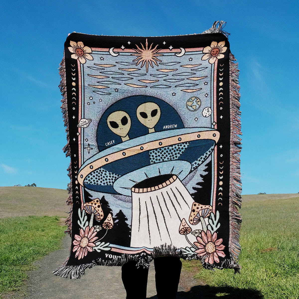 Personalized Alien Couple Woven Blanket - Relatable Basic