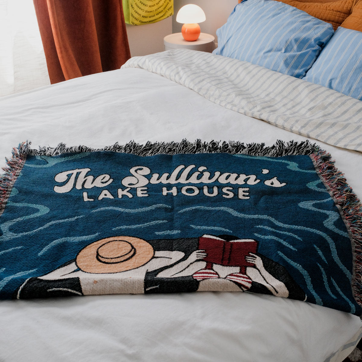 Personalized Lake House Woven Blanket - Relatable Basic