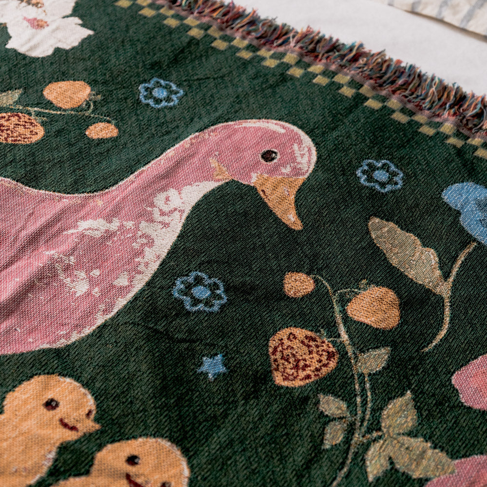 Personalized Mama Duck & Ducklings Blanket - Relatable Basic