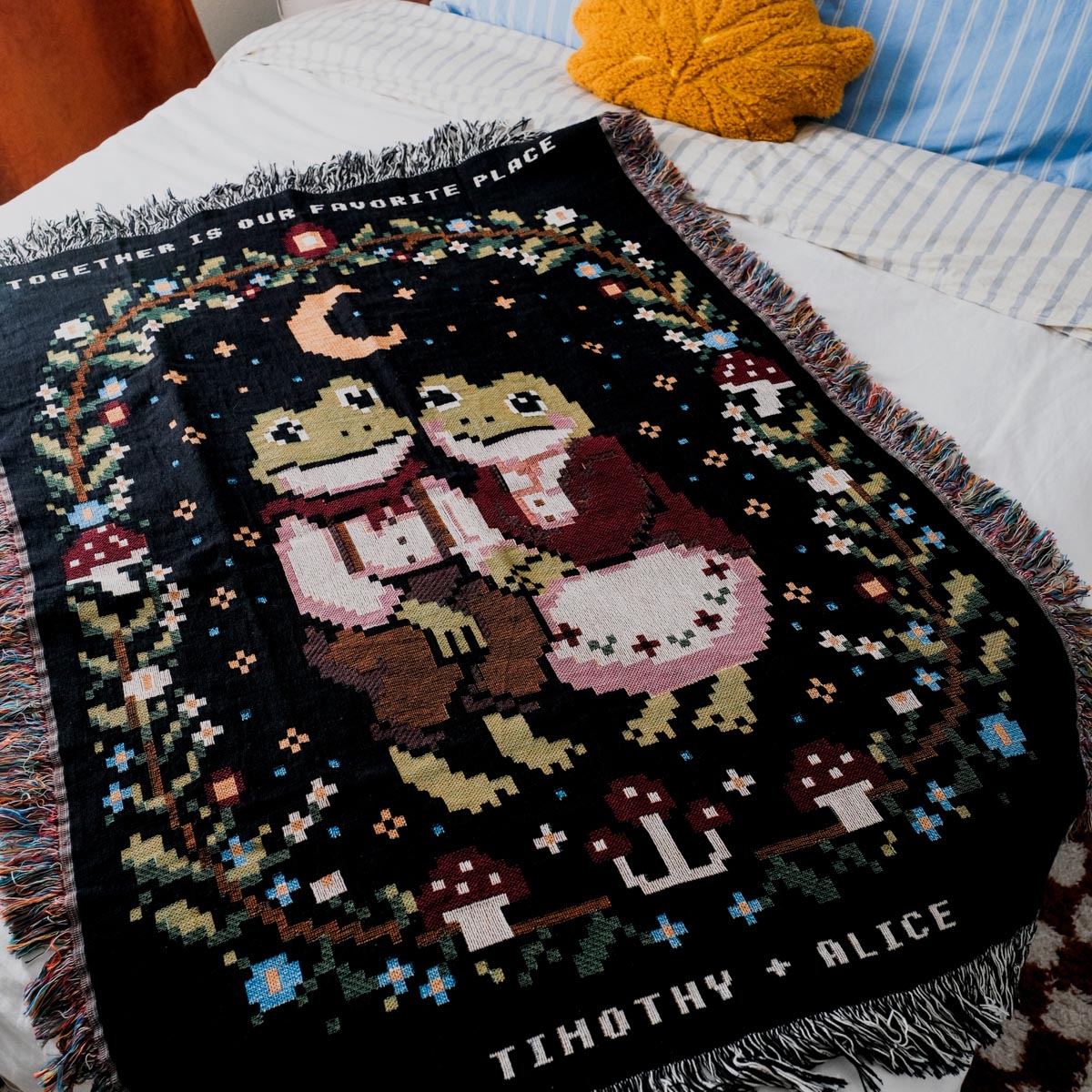 Personalized Two Frogs In Love