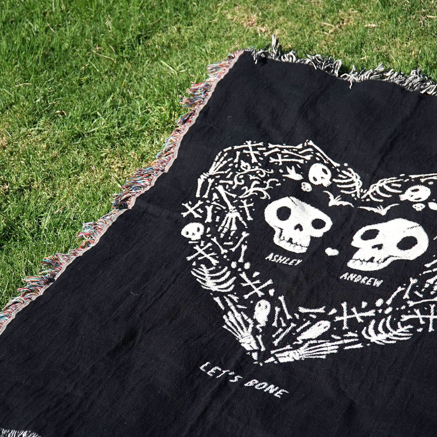 Personalized Heart Skeleton Couple Woven Blanket - Woven - Personalized Gifts for Couples, Custom Birthday Gifts, Custom Anniversary Gifts | Relatable Basic